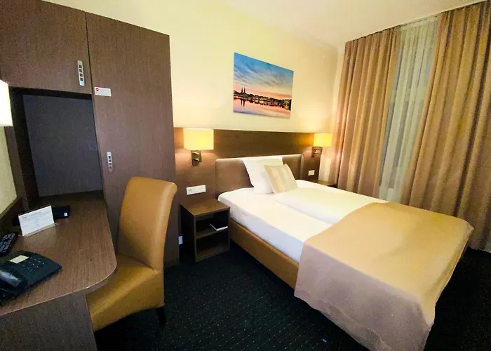 Hotel Hansehof 3*